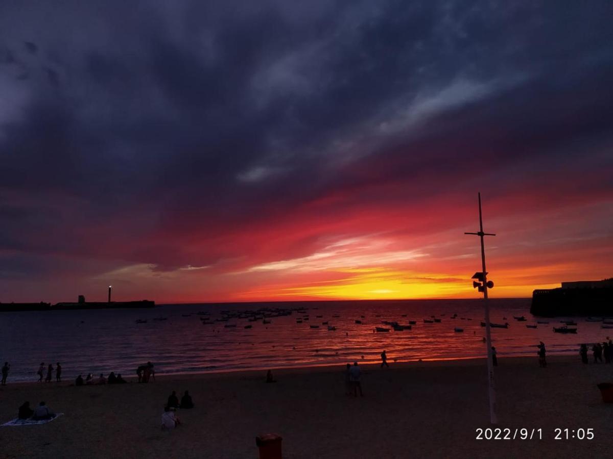 Dormir En Cadiz Bagian luar foto